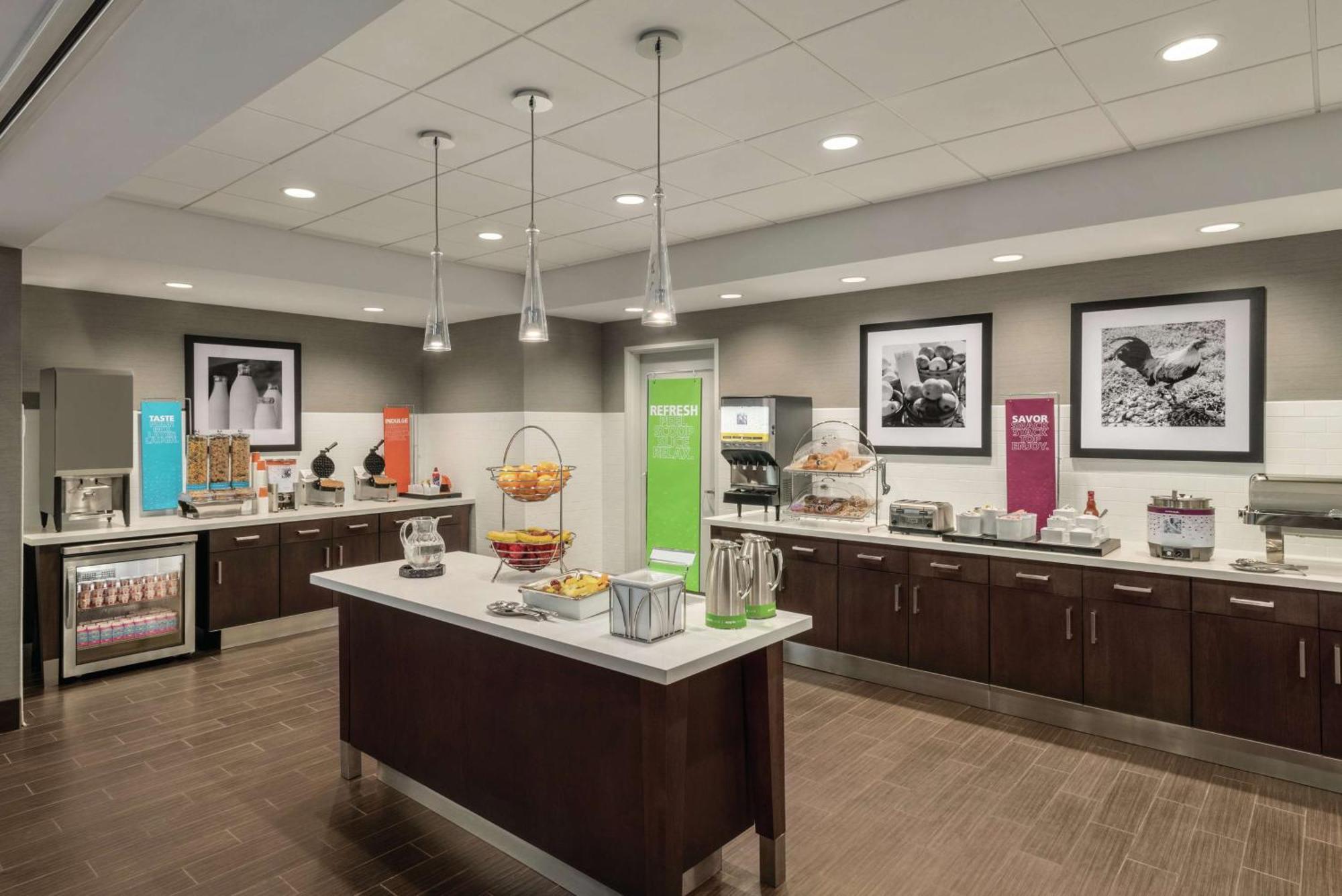 Hampton Inn Brooklyn Park Luaran gambar
