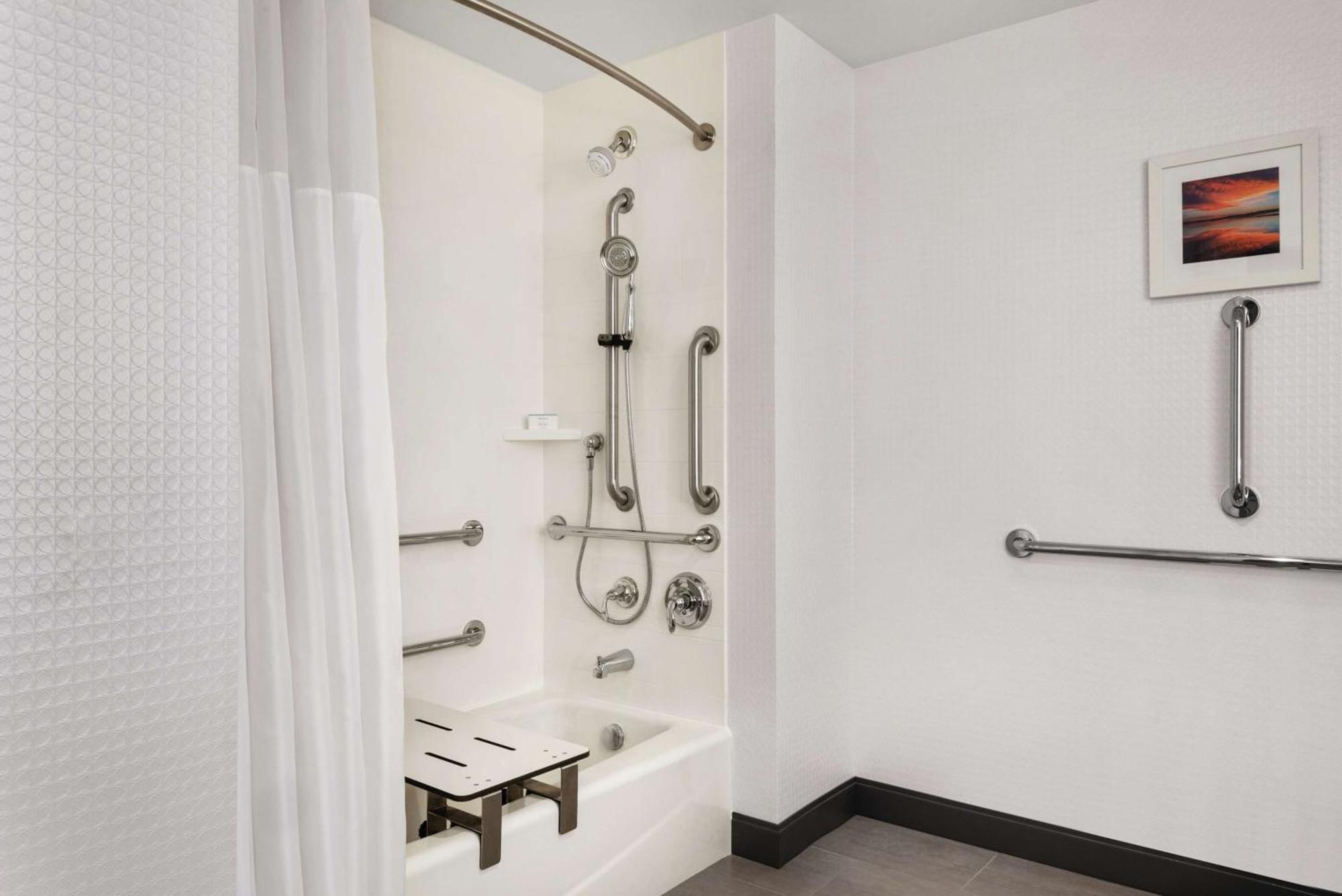 Hampton Inn Brooklyn Park Luaran gambar