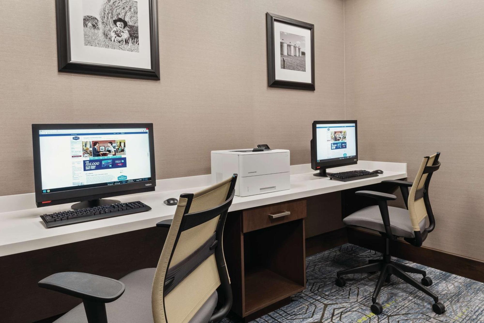 Hampton Inn Brooklyn Park Luaran gambar