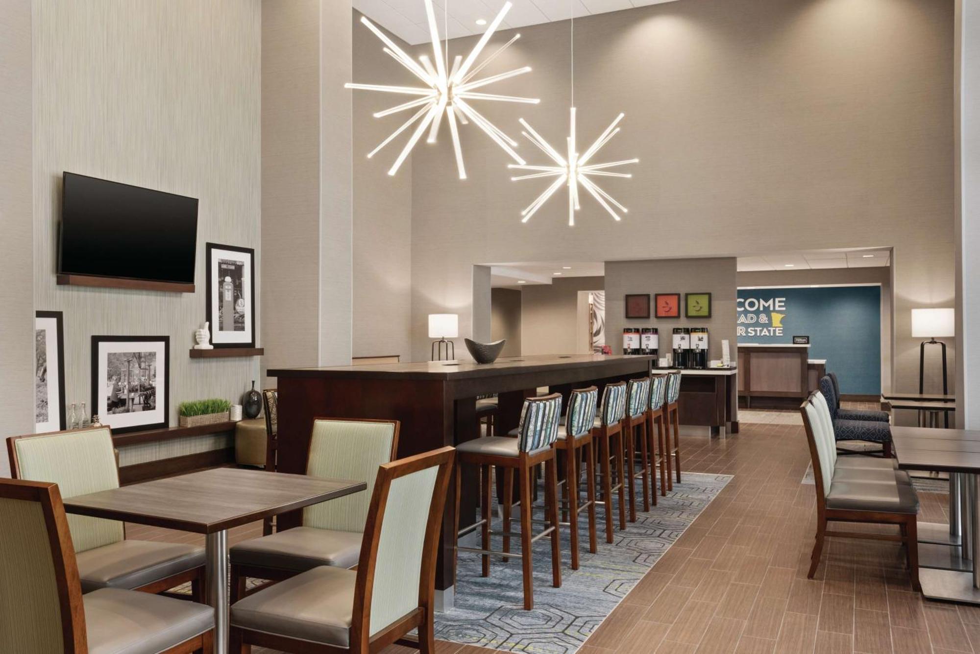 Hampton Inn Brooklyn Park Luaran gambar